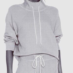 Varley Leisure Suit in marled grey